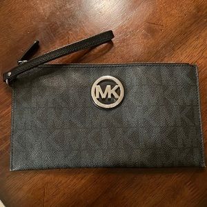 Michael Kors Black & Gray Large Zip Wristlet